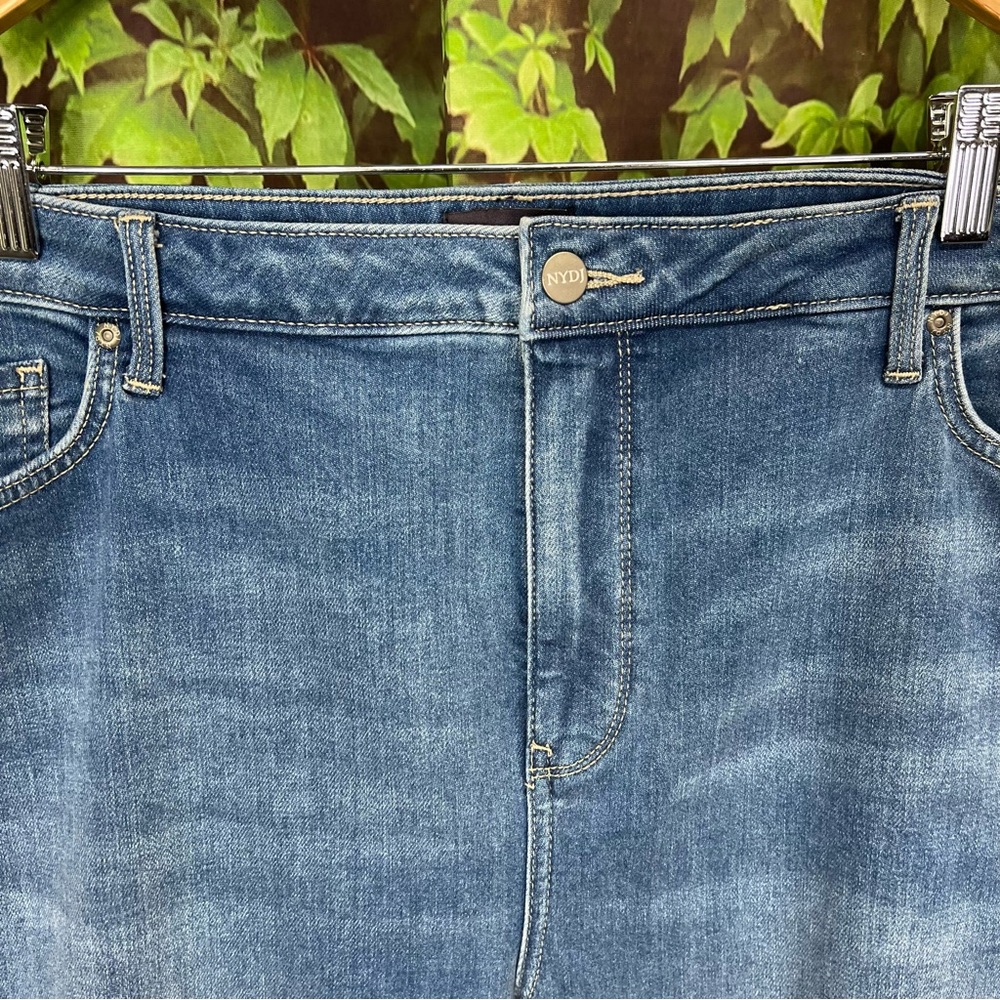 NYDJ Barbara Boot Cut Five-Pocket Jeans, 24W - Picture 7 of 14